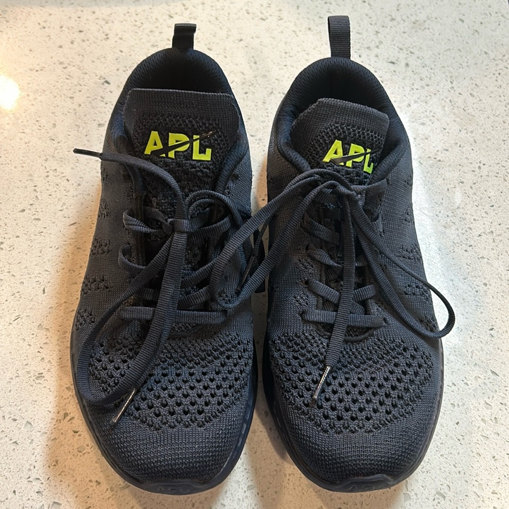 Running/training sneaker. Great brand for runners. APL.